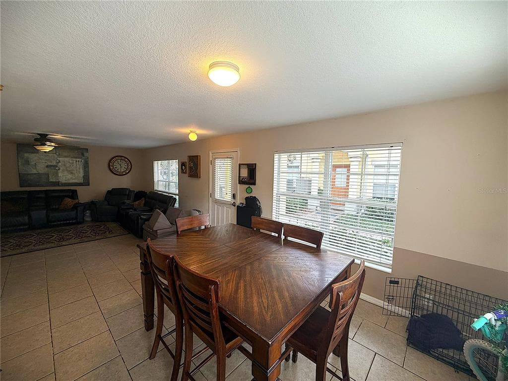 3858 ISLAND WAY, ST PETERSBURG, FL 33705 — zdjęcie 3