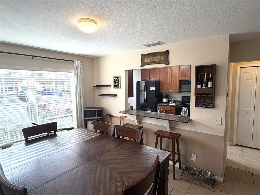 3858 ISLAND WAY, ST PETERSBURG, FL 33705 — zdjęcie 5