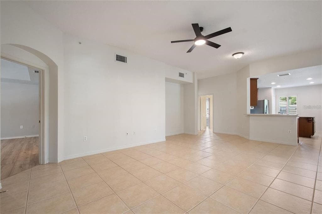 1007 CELEBRATION AVENUE # 201, CELEBRATION, FL 34747 — zdjęcie 3