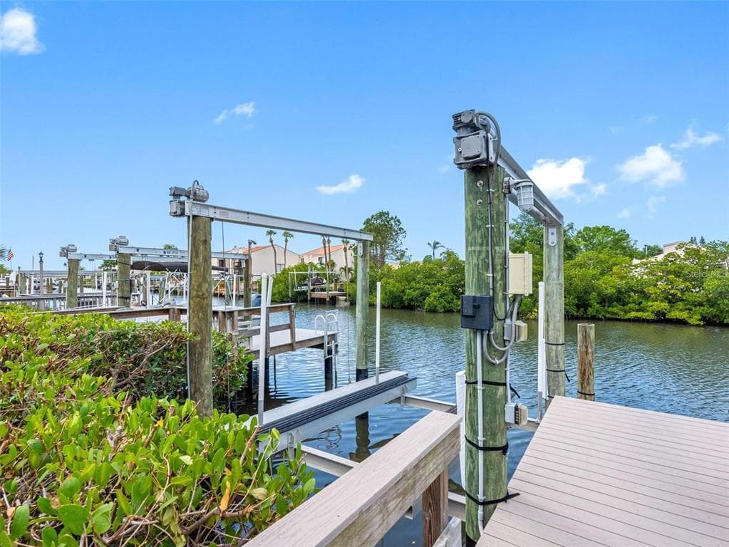 4306 SUNRAY COURT, TAMPA, FL 33615 — zdjęcie 3