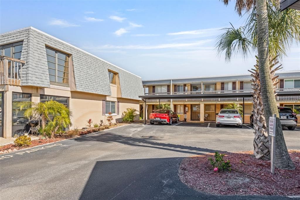 1008 APOLLO BEACH BOULEVARD # 103, APOLLO BEACH, FL 33572