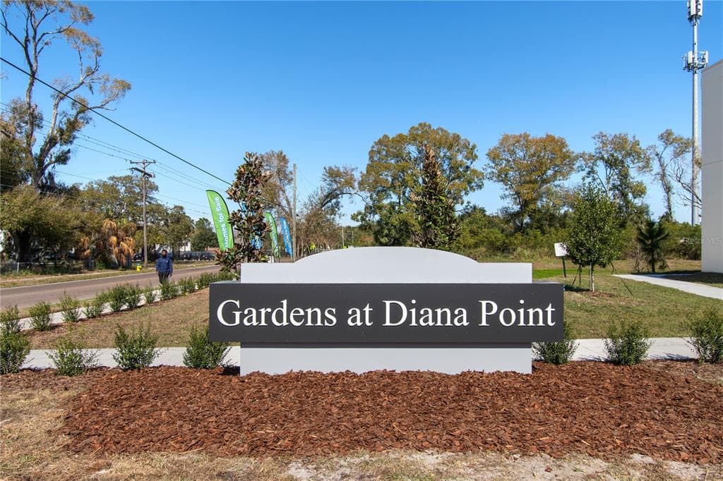 4348 CAMBIO GARDENS COURT, TAMPA, FL 33610 — zdjęcie 2