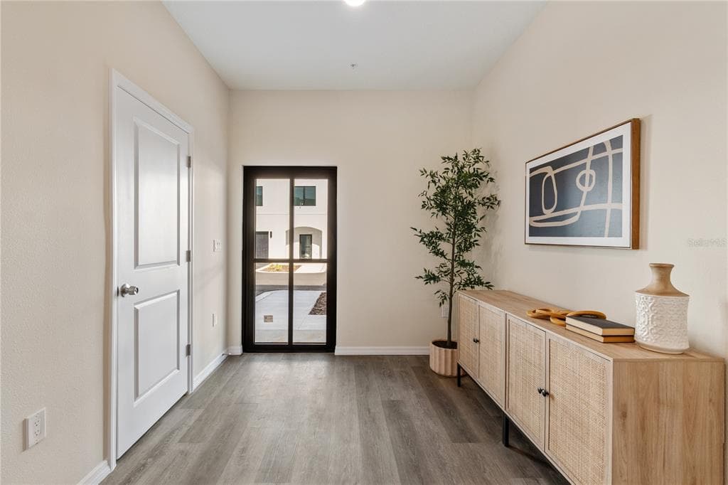 4348 CAMBIO GARDENS COURT, TAMPA, FL 33610 — zdjęcie 4