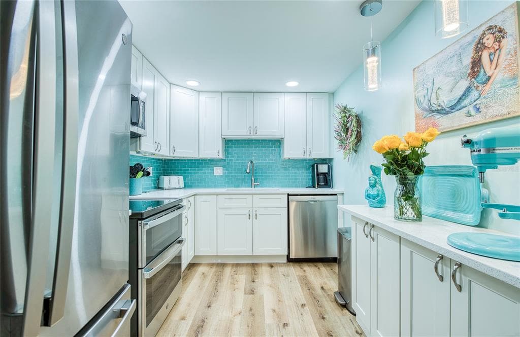 10216 REGAL DRIVE # 310, LARGO, FL 33774 — zdjęcie 2