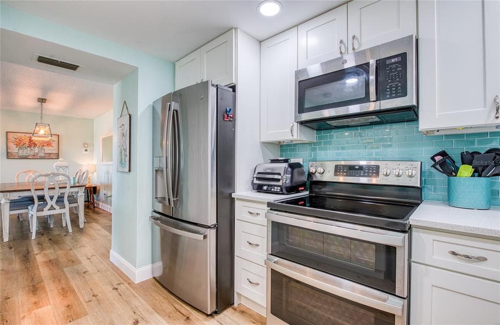 10216 REGAL DRIVE # 310, LARGO, FL 33774 — zdjęcie 5