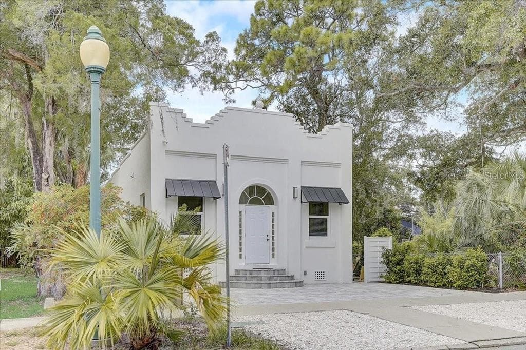 1862 6TH STREET, SARASOTA, FL 34236