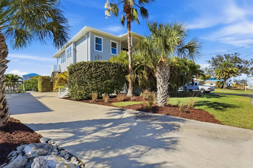 13875 HATCHER AVENUE, HUDSON, FL 34667 — zdjęcie 2