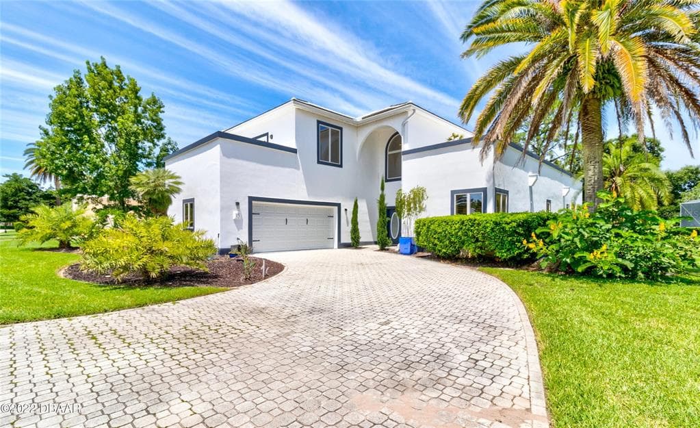 13 BAY POINTE DRIVE, ORMOND BEACH, FL 32174