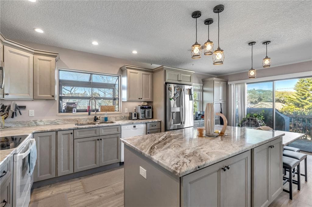831 E 21ST AVENUE, NEW SMYRNA BEACH, FL 32169 — zdjęcie 3