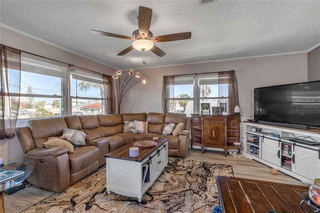 831 E 21ST AVENUE, NEW SMYRNA BEACH, FL 32169 — zdjęcie 4