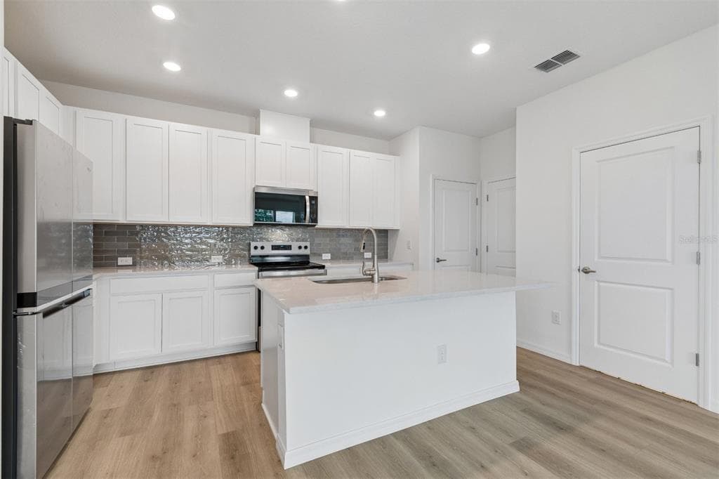 6341 JENSEN VIEW AVENUE, APOLLO BEACH, FL 33572 — zdjęcie 3