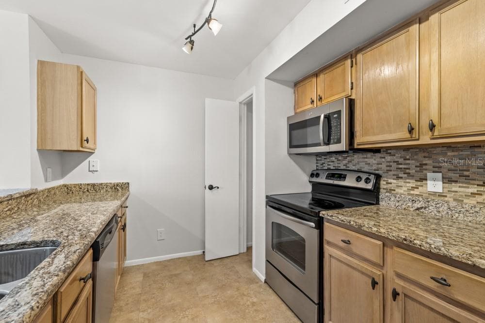 486 N PIN OAK PLACE # 308, LONGWOOD, FL 32779 — zdjęcie 4