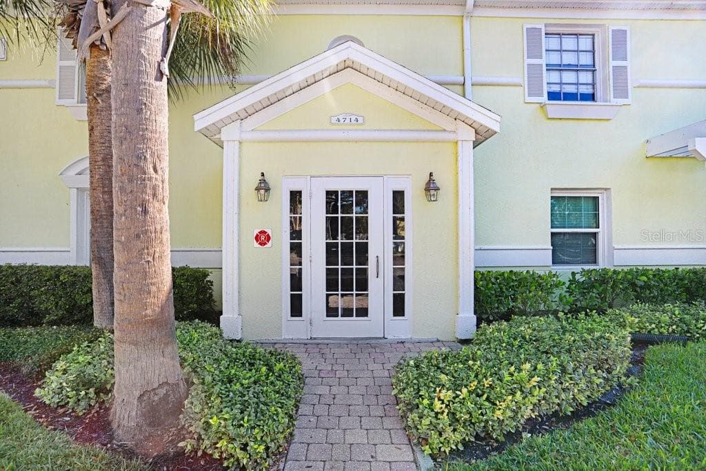 4714 COBIA DRIVE SE # C, ST PETERSBURG, FL 33705 — zdjęcie 2