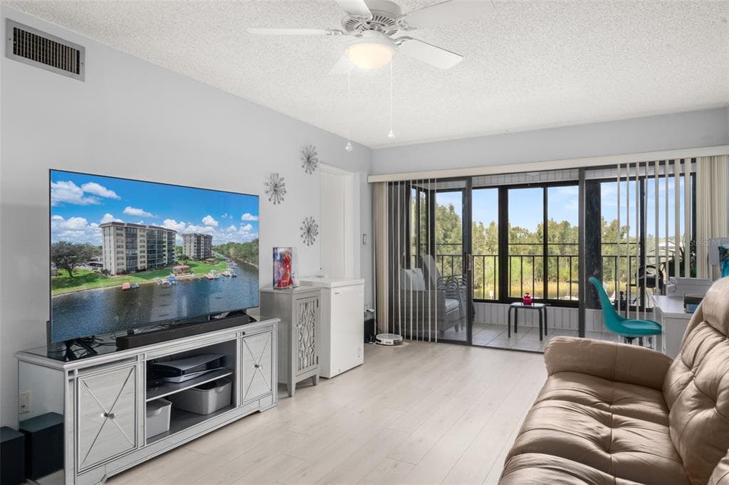 117 COUNTRY CLUB DRIVE # 204, LAKE PLACID, FL 33852 — zdjęcie 4