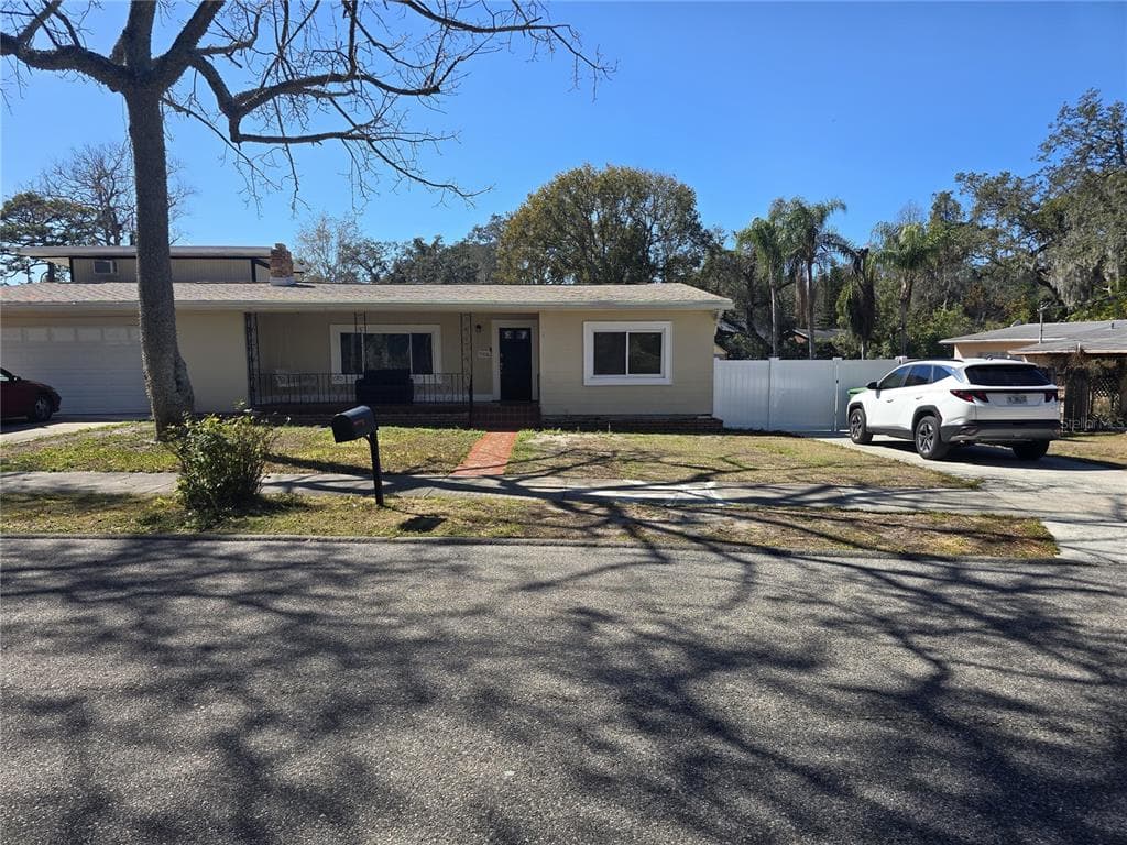 9306 FOREST HILLS DRIVE, TAMPA, FL 33612 — zdjęcie 2