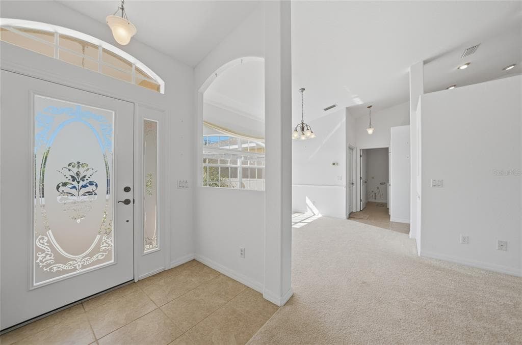 13452 CEDAR CITY AVENUE, PORT CHARLOTTE, FL 33981 — zdjęcie 4