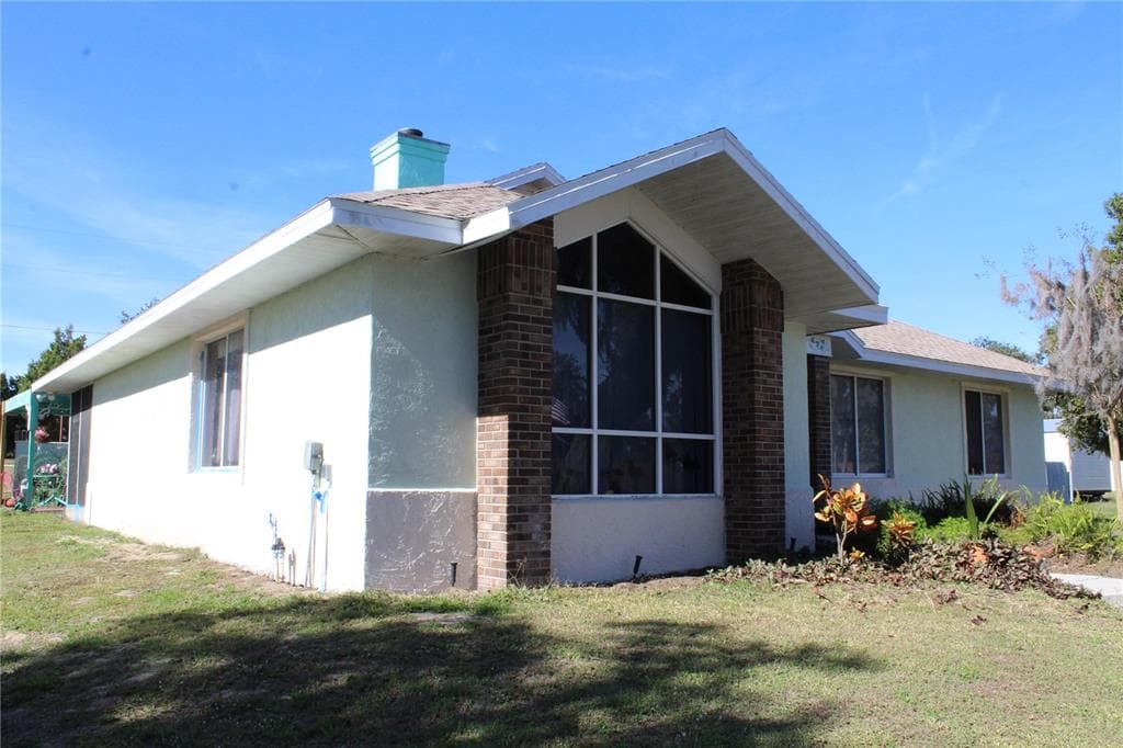38901 ELLA DRIVE, LADY LAKE, FL 32159