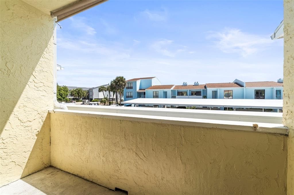 1 WINDRUSH BOULEVARD # 24, INDIAN ROCKS BEACH, FL 33785 — zdjęcie 3