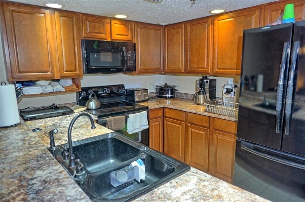 2051 VISTA DEL SOL CIRCLE # 202, LUTZ, FL 33558 — zdjęcie 4