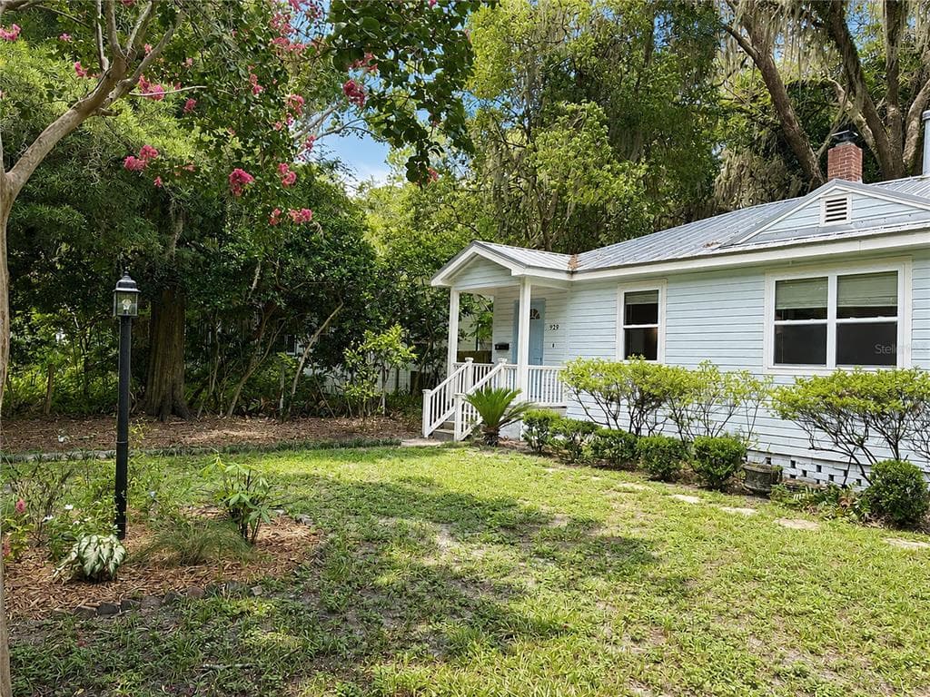 929 NE 7TH AVENUE, GAINESVILLE, FL 32601 — zdjęcie 2