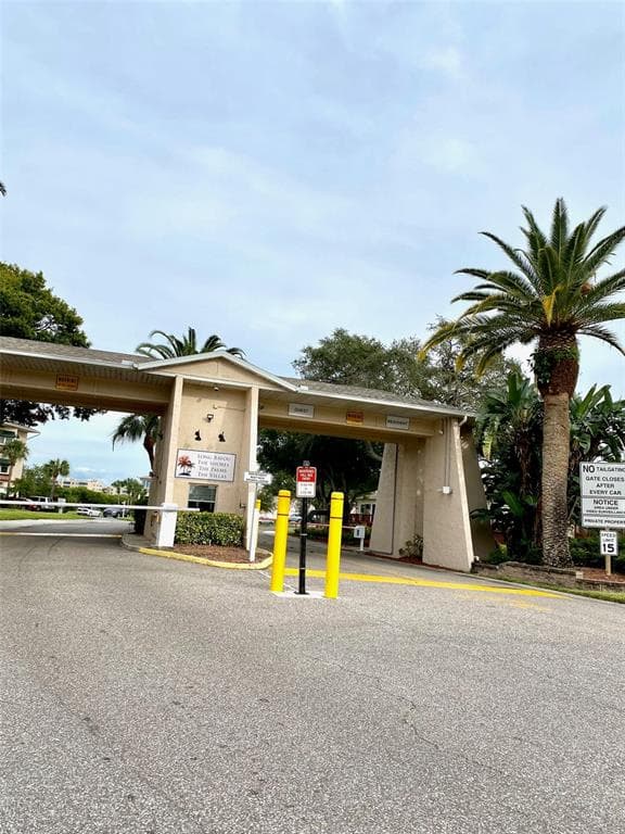 10032 65TH AVENUE N # 17, ST PETERSBURG, FL 33708 — zdjęcie 4