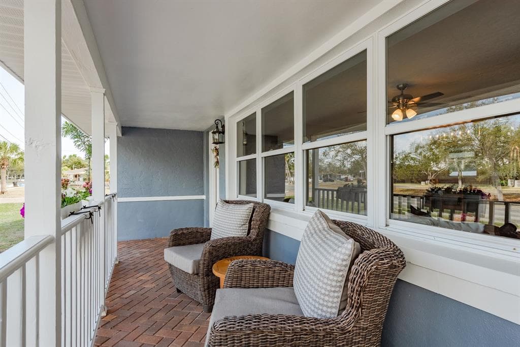 6160 22ND AVENUE N, ST PETERSBURG, FL 33710 — zdjęcie 3