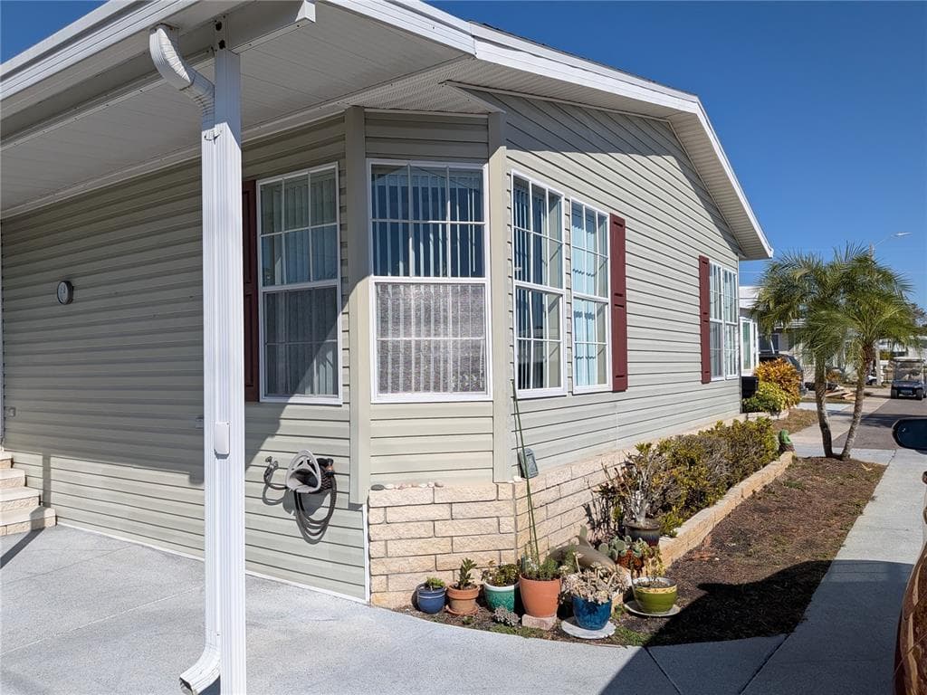 34709 LAKE DRIVE N, PINELLAS PARK, FL 33781 — zdjęcie 2