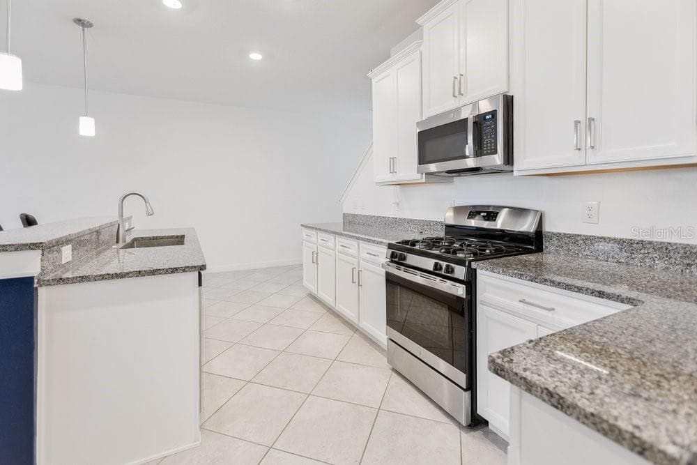 8241 CORNER PINE WAY, NEW PORT RICHEY, FL 34655 — zdjęcie 5
