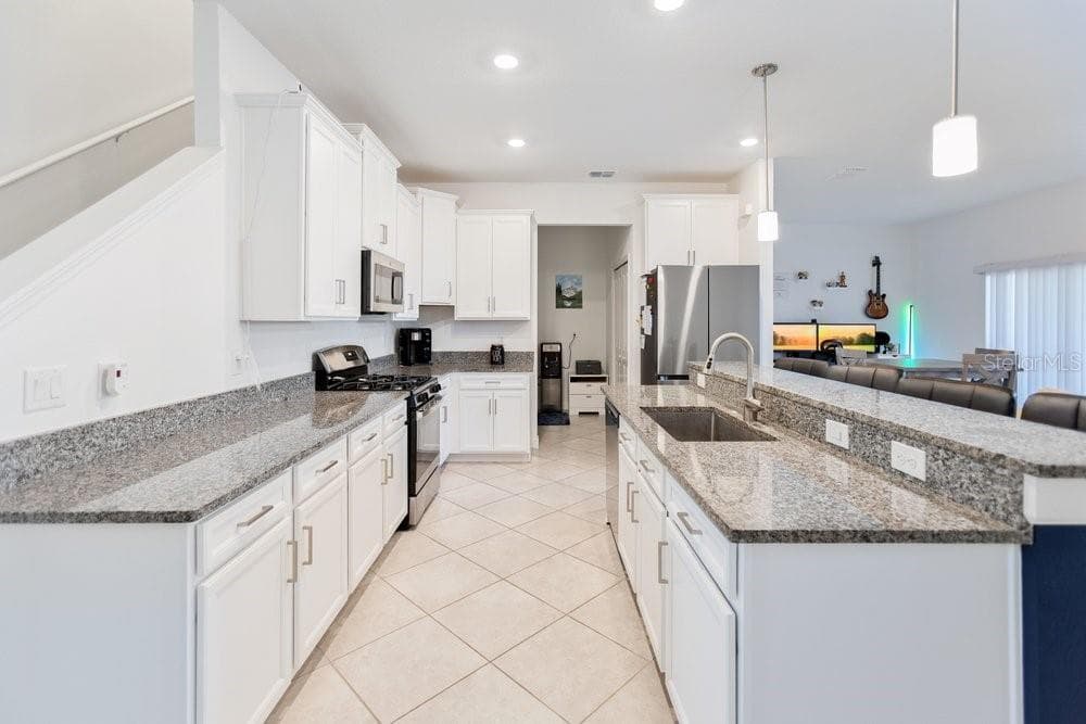 8241 CORNER PINE WAY, NEW PORT RICHEY, FL 34655 — zdjęcie 2
