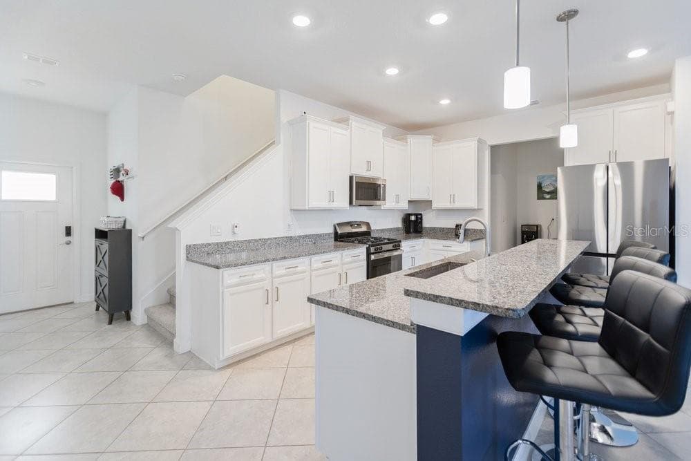 8241 CORNER PINE WAY, NEW PORT RICHEY, FL 34655 — zdjęcie 4