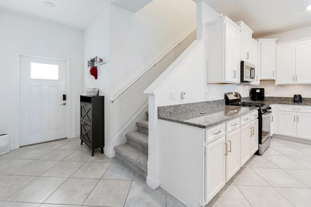 8241 CORNER PINE WAY, NEW PORT RICHEY, FL 34655 — zdjęcie 3