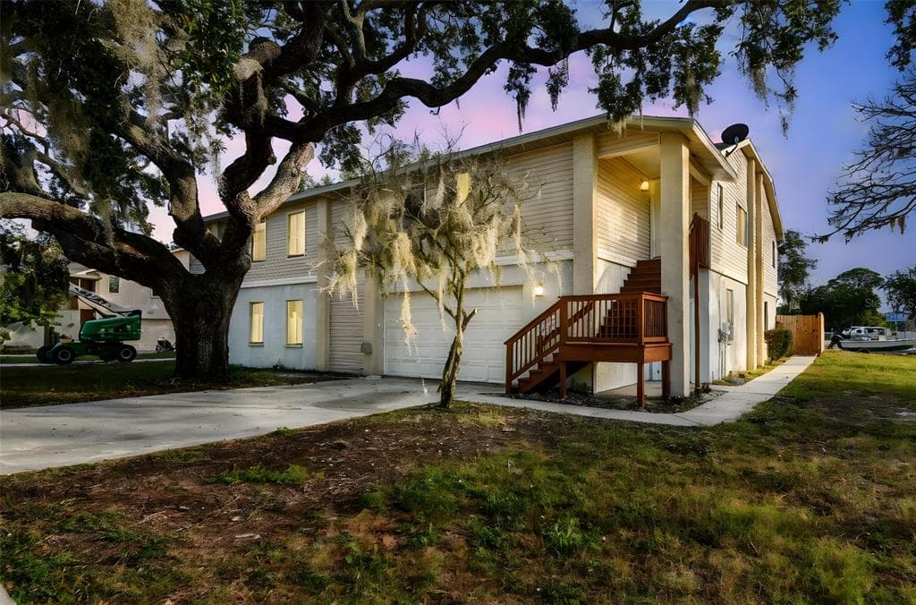 1734 RUMAR LANE # A, HOLIDAY, FL 34691