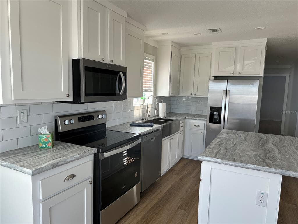 330 TRAILORAMA DRIVE, NORTH PORT, FL 34287 — zdjęcie 3