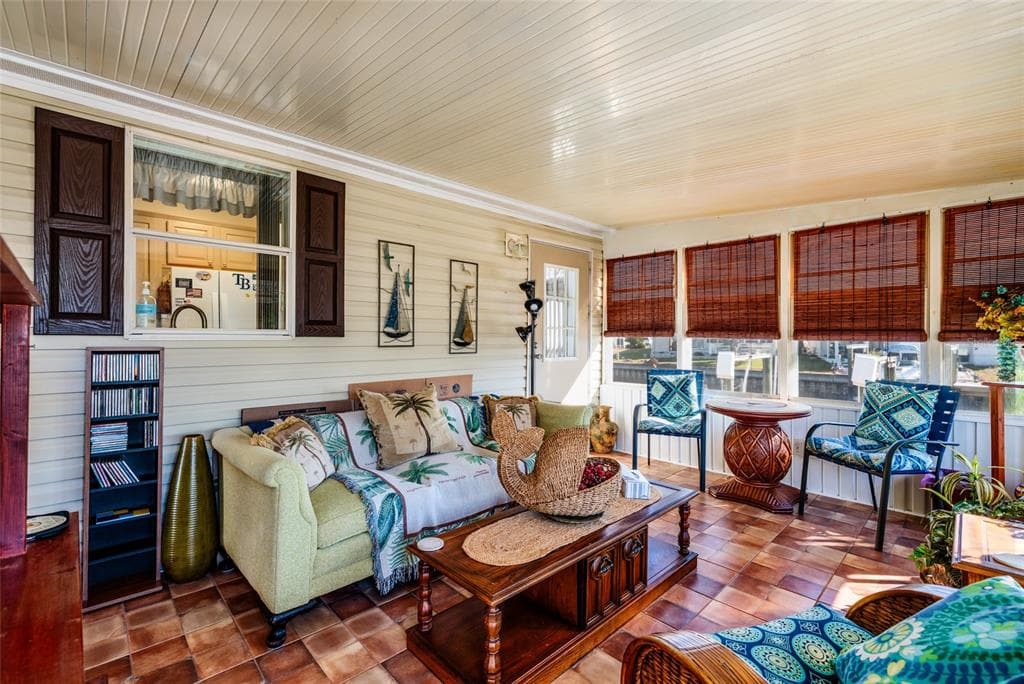 134 AMERICANA COURT NE # 216, ST PETERSBURG, FL 33702 — zdjęcie 3