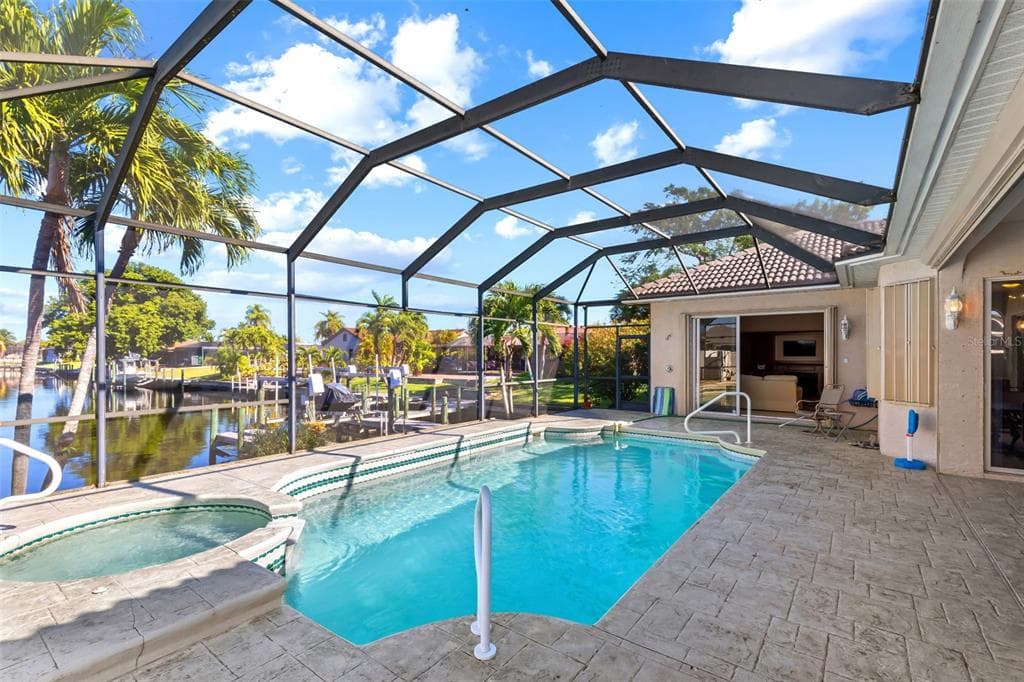 1935 SE 26TH STREET, CAPE CORAL, FL 33904 — zdjęcie 2
