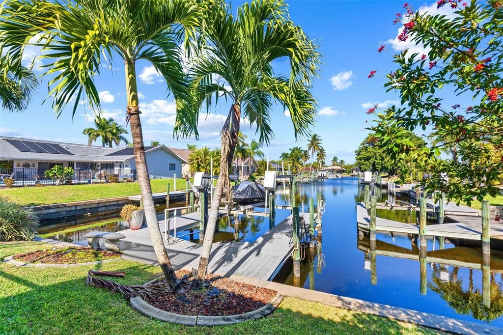1935 SE 26TH STREET, CAPE CORAL, FL 33904 — zdjęcie 3