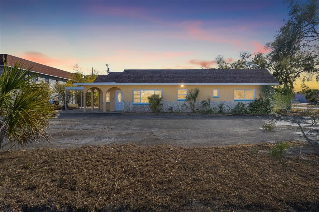 6098 22ND AVENUE N, ST PETERSBURG, FL 33710