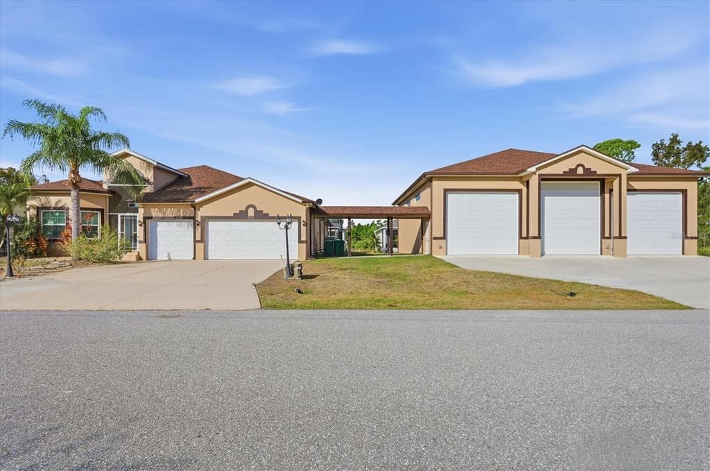8183 DELAND STREET, PORT CHARLOTTE, FL 33981 — zdjęcie 5