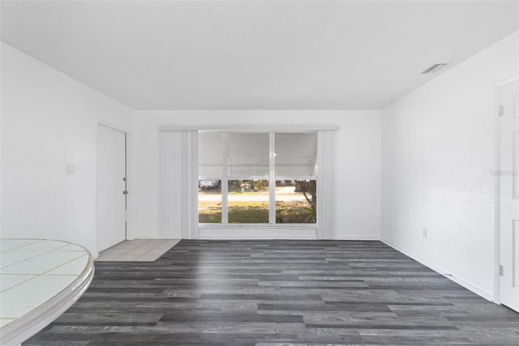 22278 AUGUSTA AVENUE, PORT CHARLOTTE, FL 33952 — zdjęcie 5