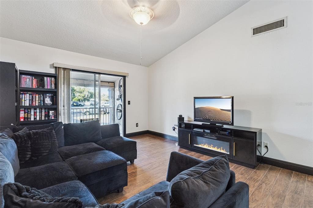 145 N PEARL LAKE CSWY # 208, ALTAMONTE SPRINGS, FL 32714 — zdjęcie 4