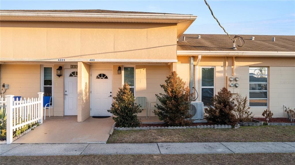 4311 CLUB CIRCLE, LAKESHORE, FL 33854 — zdjęcie 4