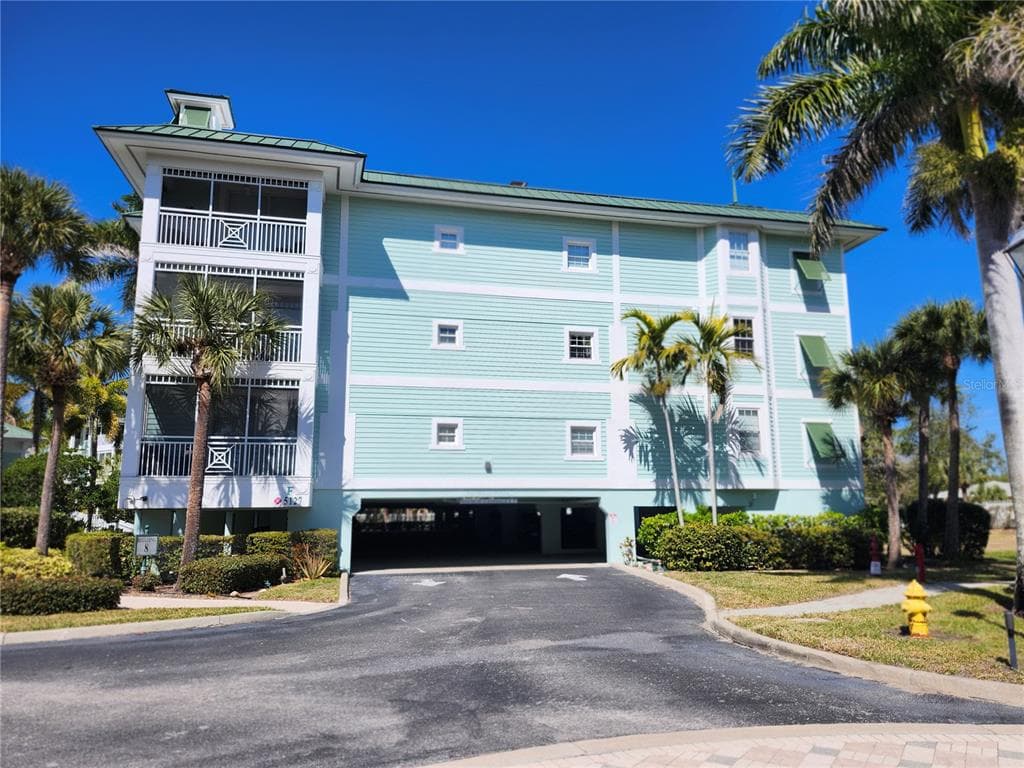 5127 MELBOURNE STREET # F103, PUNTA GORDA, FL 33980