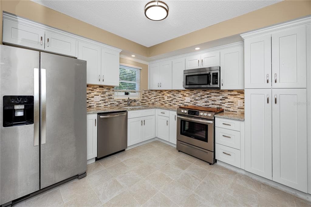 2440 WORLD PARKWAY BOULEVARD # 38, CLEARWATER, FL 33763 — zdjęcie 3
