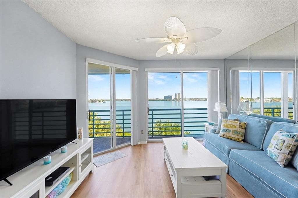 8021 SAILBOAT KEY BOULEVARD S # 304, ST PETE BEACH, FL 33707 — zdjęcie 3