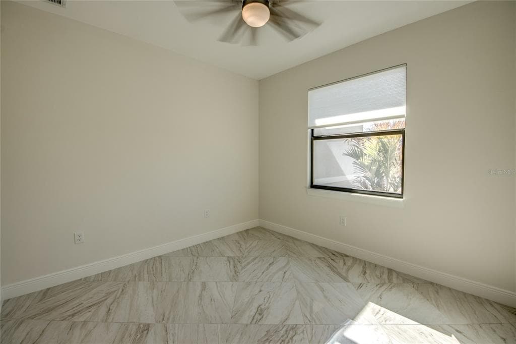 2512 48TH STREET W, LEHIGH ACRES, FL 33971 — zdjęcie 5