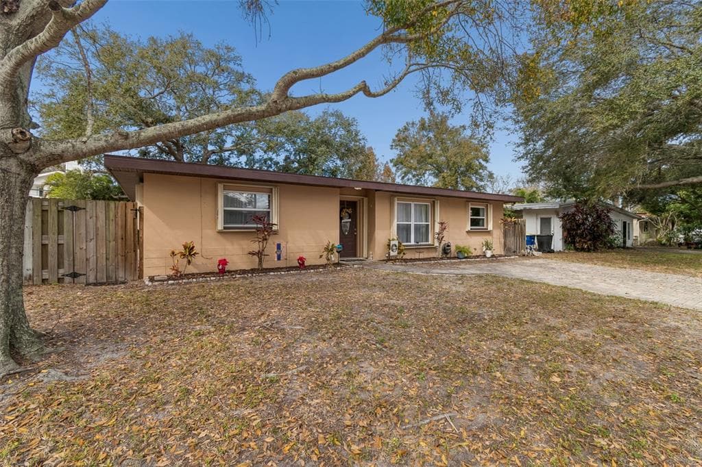 1234 FORREST HILL DRIVE, CLEARWATER, FL 33756 — zdjęcie 4