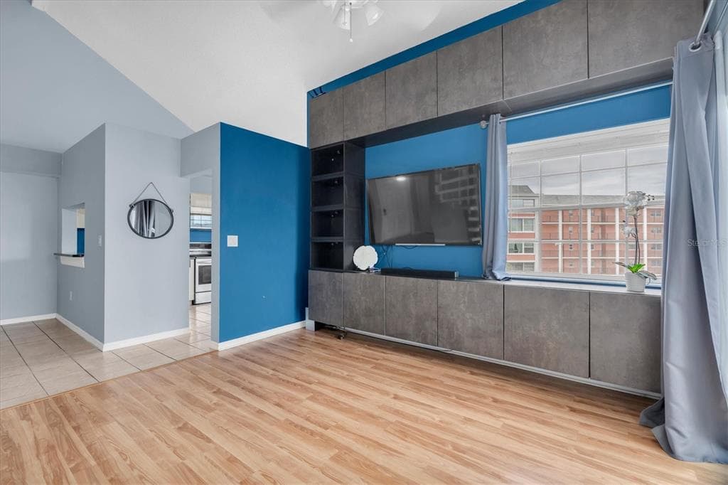 6931 STONES THROW CIRCLE N # 5302, ST PETERSBURG, FL 33710 — zdjęcie 4