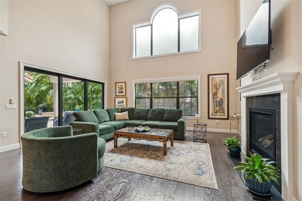 2906 W HAWTHORNE ROAD, TAMPA, FL 33611 — zdjęcie 3