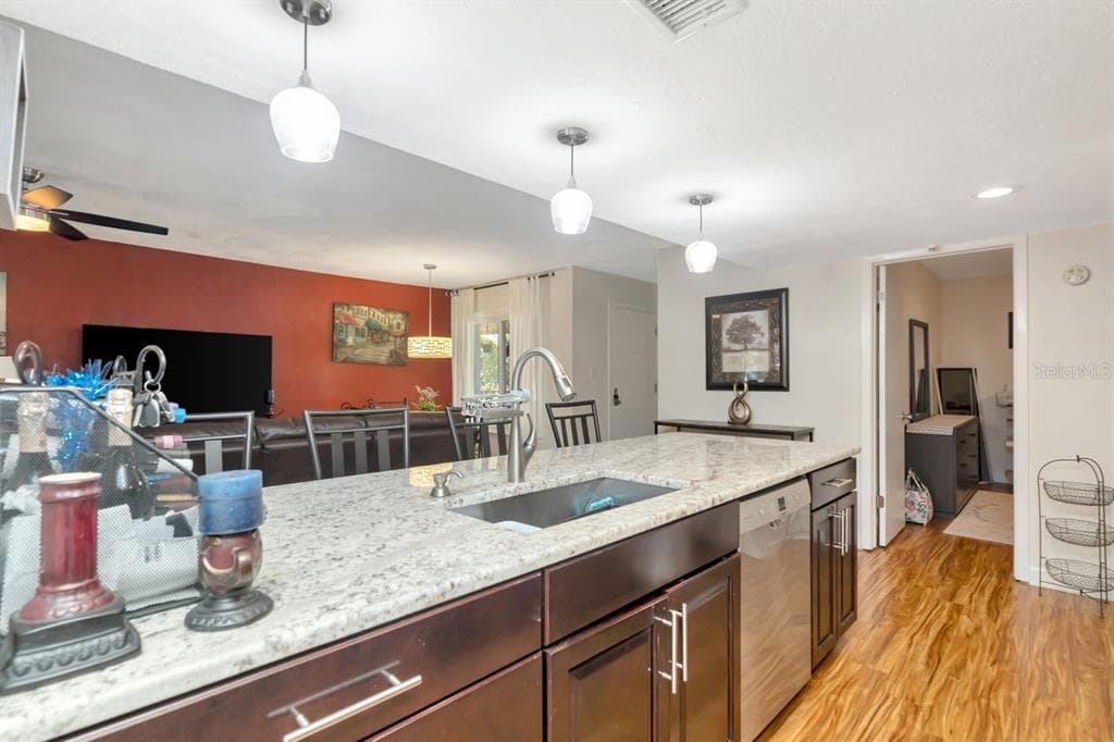 3765 41ST STREET S # K, ST PETERSBURG, FL 33711 — zdjęcie 3
