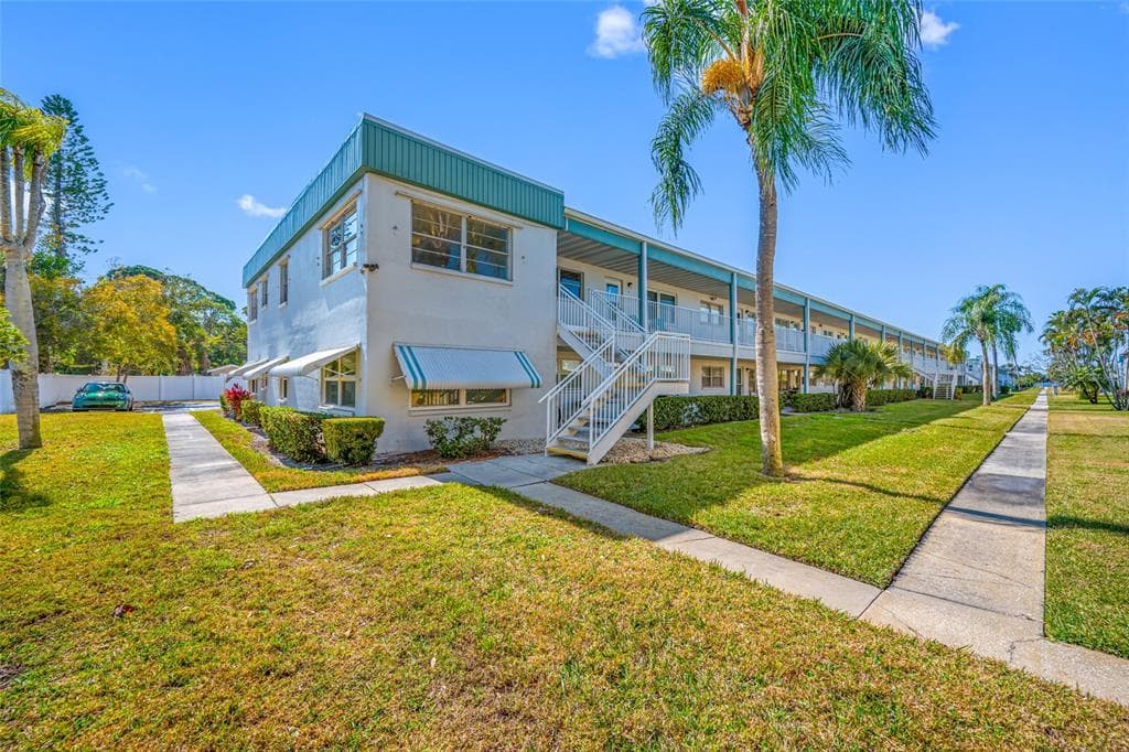 5217 81ST STREET N # 16, ST PETERSBURG, FL 33709